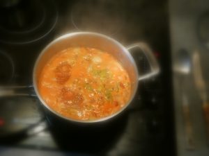 Hubble Bubble. by Gwen Tuck